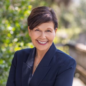 Dr. Lisa Drake